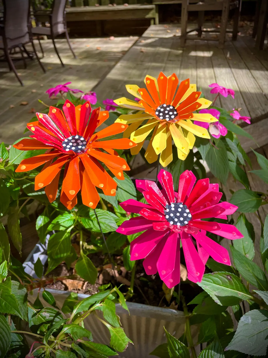 🌺Mother's Day 50% OFF💕✨ Handcrafted Metal Zinnia Flower Garden Stake